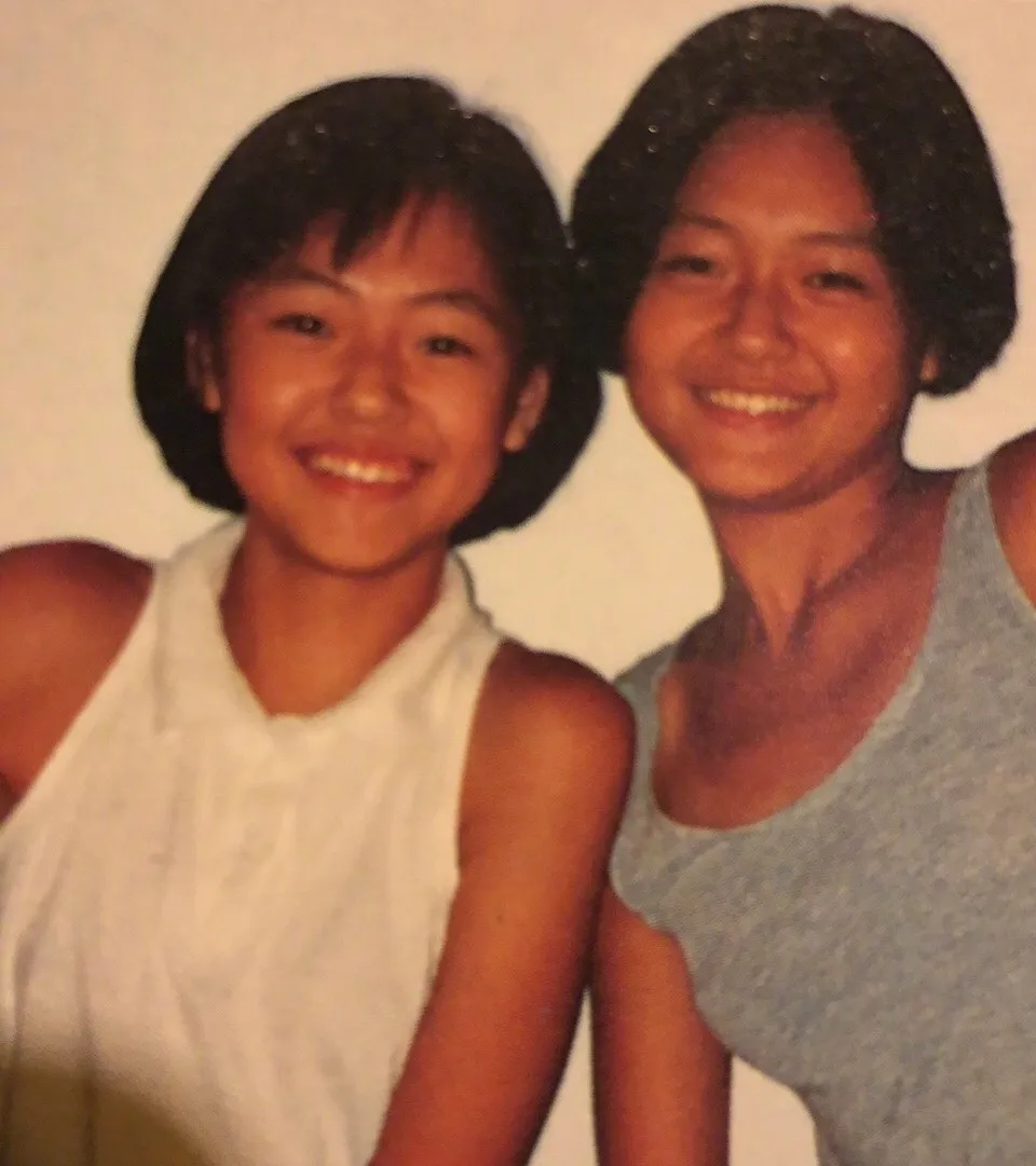 大小S也有小黑妞时期。翻摄大S微博