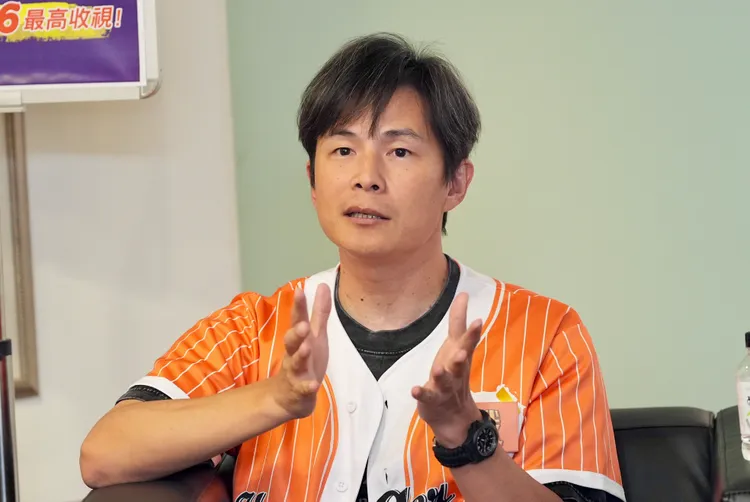 孫協志聊當年，許多藝人怕「當兵魔咒」。攝影中心攝