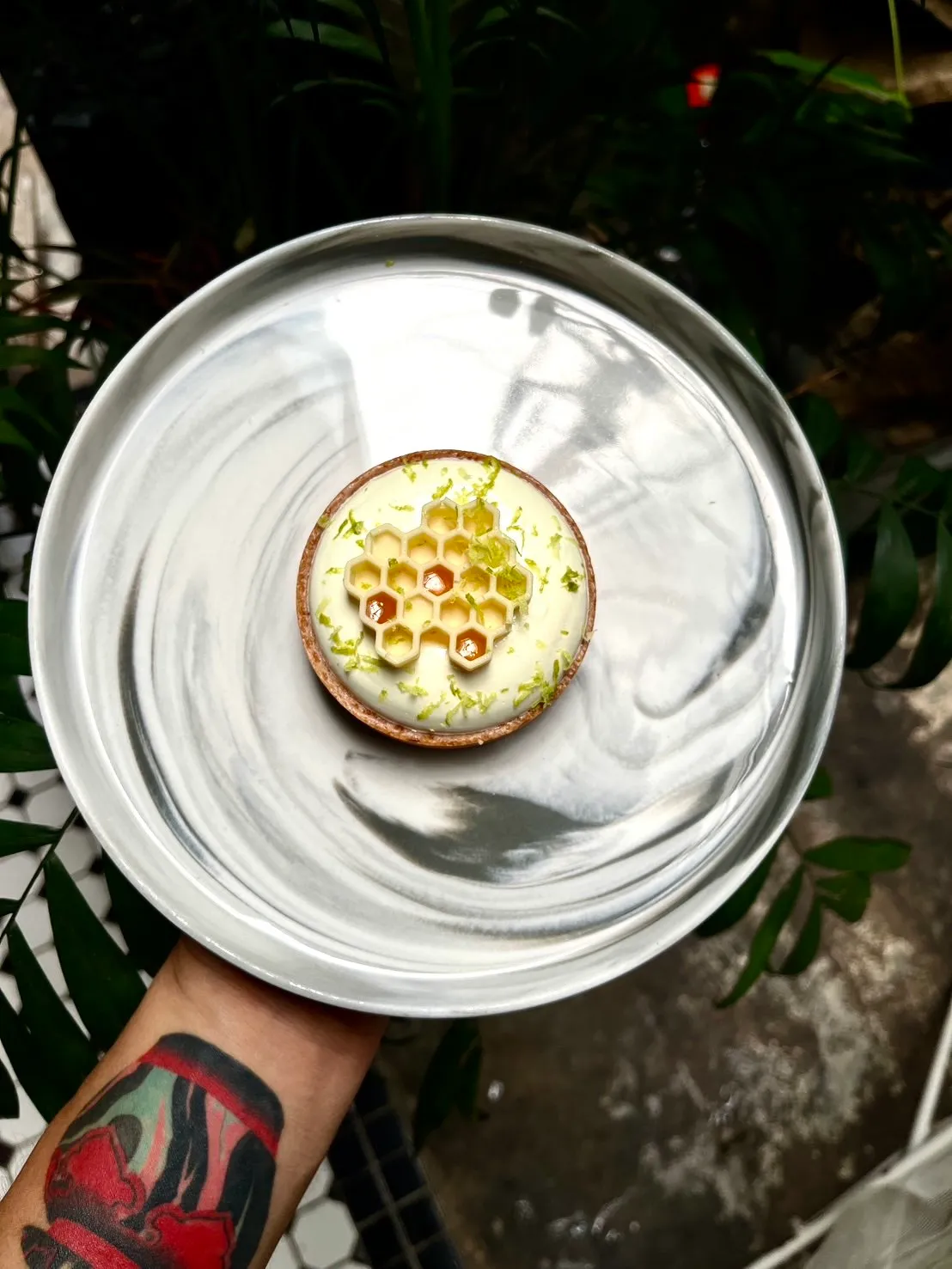 詹式幽默辣蜂柠香塔。业者提供