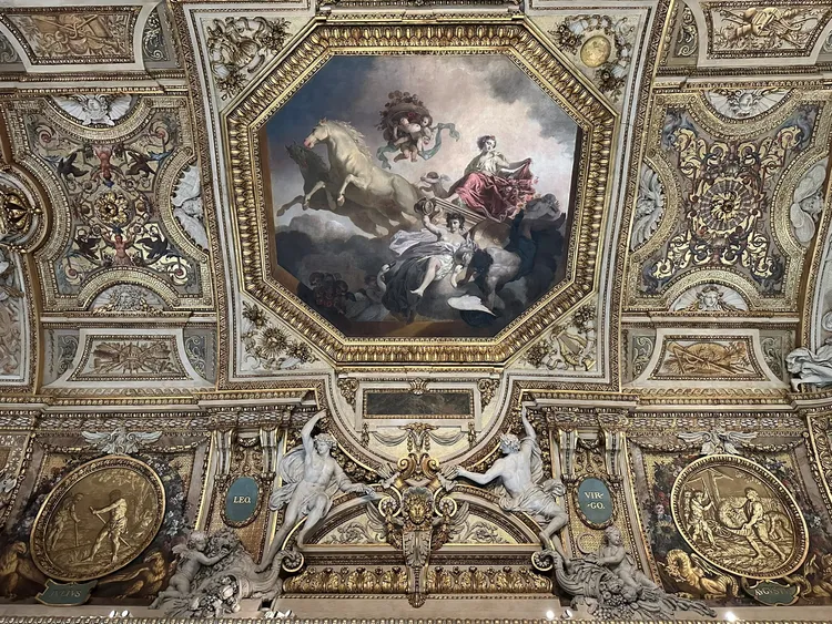 阿波羅長廊屋頂畫飾。路透社