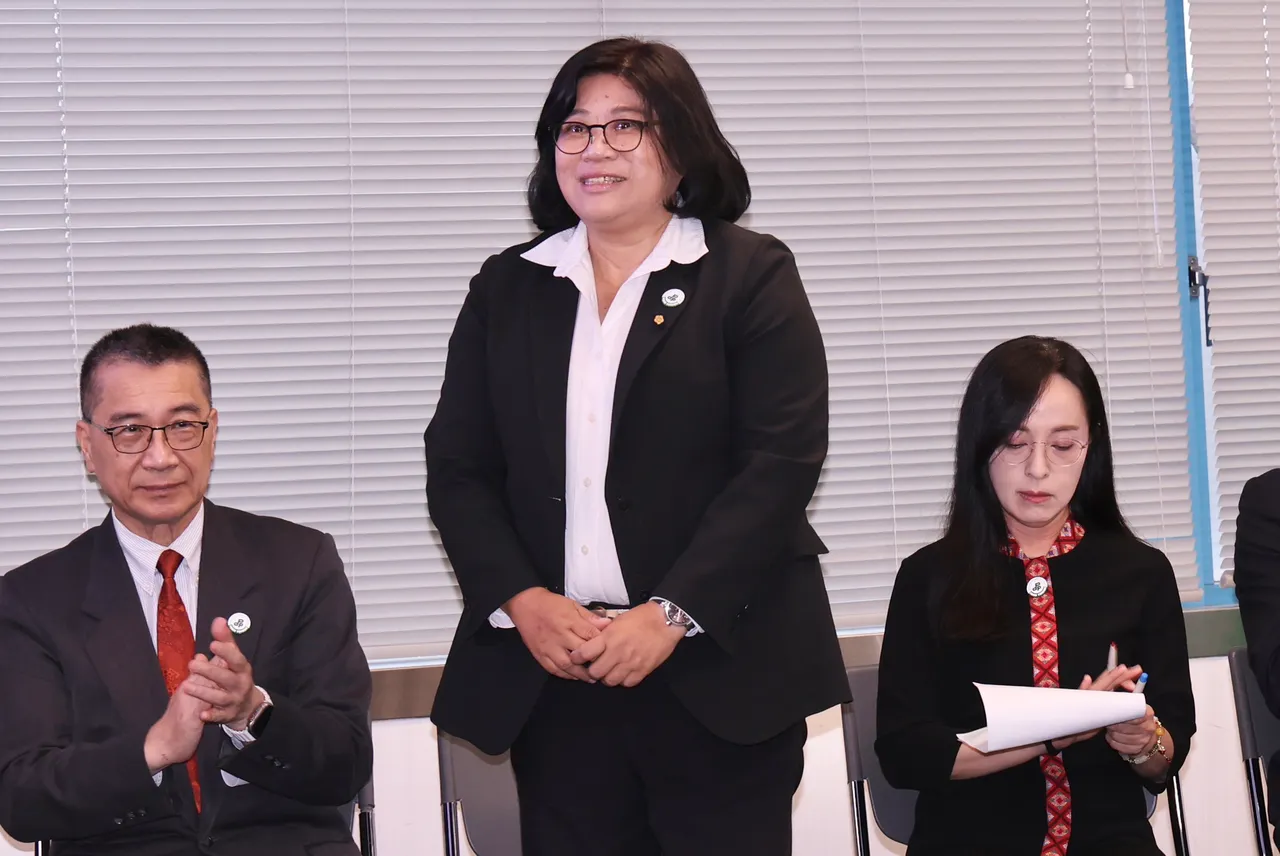 民进党嘉义立委王美惠被提名参选嘉义市长。记者庄宗达摄