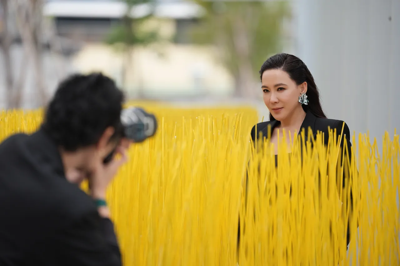 Cindy Chao在《阳光》作品中留影。彭欣伟摄