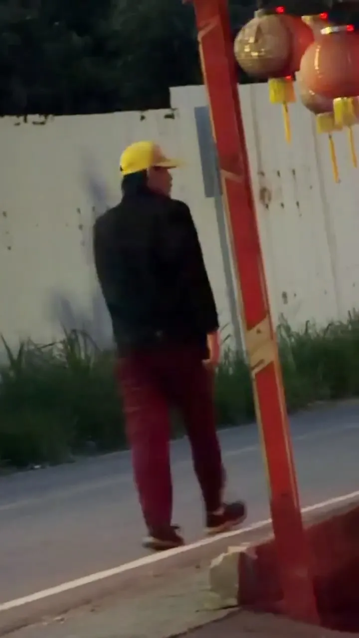 黎姓男大生犯案後徒步逃逸。民眾提供