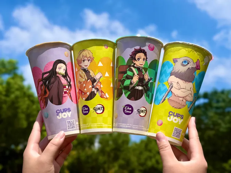 最新推出《鬼滅之刃》聯名杯款。日出茶太提供