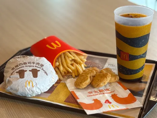 麥當勞套餐最低62折!肯德基炸雞、薯條買1送1 3大速食連假搶客