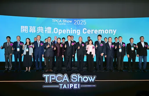 TPCA Show 2025开展!燿华董座张元铭:AI驱动PCB产业前所未有荣景