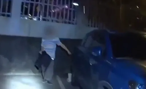 通緝犯車手停車場摸黑藏「現金背包」 警手電筒一照他嚇得全講了