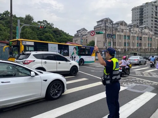 中秋、国庆连假接力登场!警政署动员全国警力 维护观光景点道安