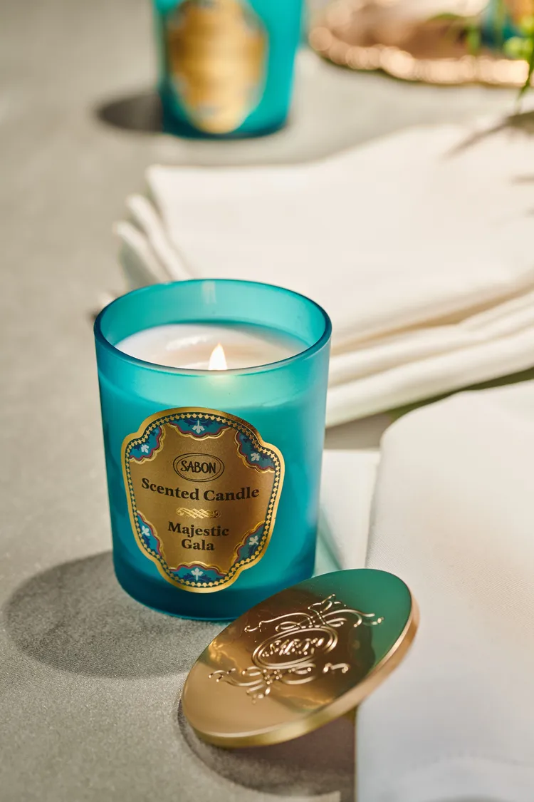 SABON流光夜宴香氛蠟燭，180g／2380元。品牌提供