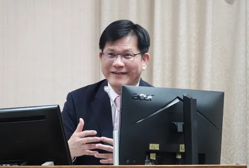 林佳龍發文挺林岱樺引熱議　留言一整排同志罵爆挺不下去