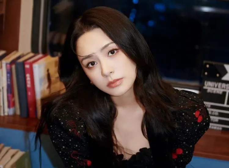 Twins阿娇戒酒1年后更美了。翻摄阿娇微博