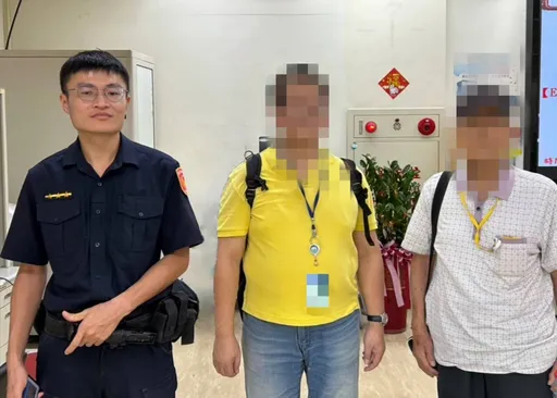 失智翁搭公车上演迷航记 南港暖警循「卡片」助返家