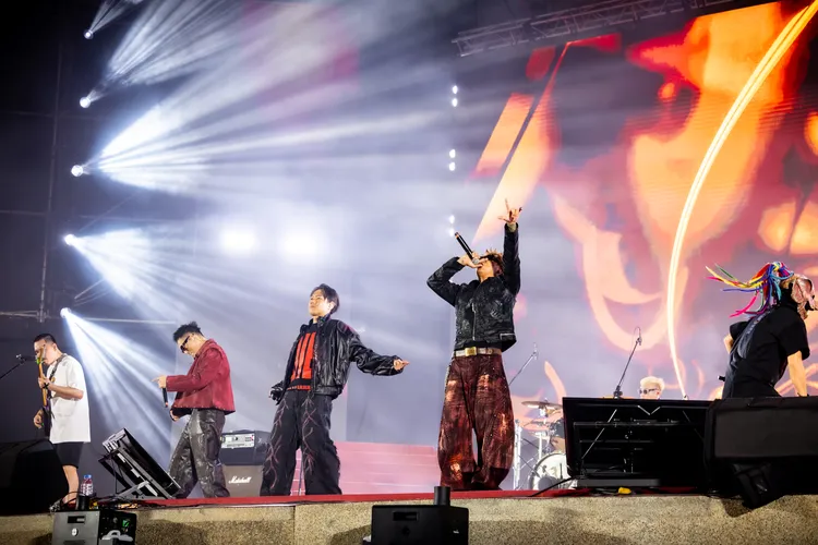 玖壹壹壓軸登台。三立提供