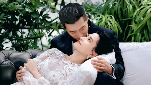 下嫁內幕新版本!何超蓮2億婚禮靠媽出錢 竇驍拒簽婚前協議