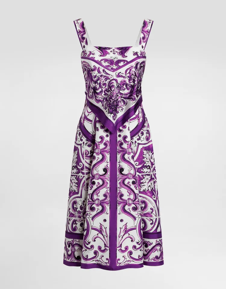 Dolce&Gabbana MAIOLICA印花洋裝，10萬1000元。品牌提供