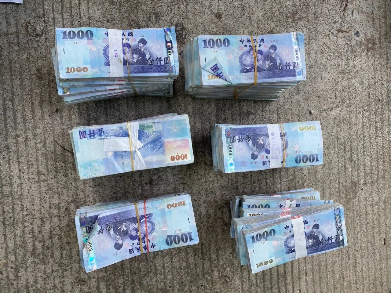 600万元现金。竹北警分局提供
