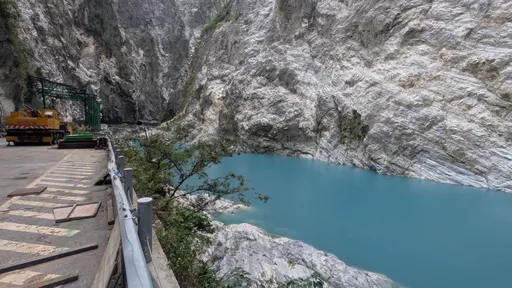 花蓮立霧溪「新堰塞湖」今晚溢流!恐淹路面 縣府:民眾速撤出太魯閣