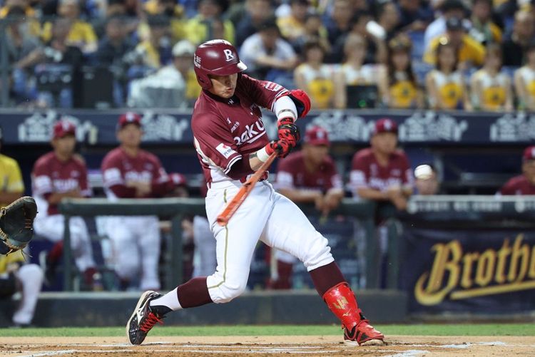 台灣大賽樂天聽牌不放棄　延長賽打出2分砲9：7暫領先