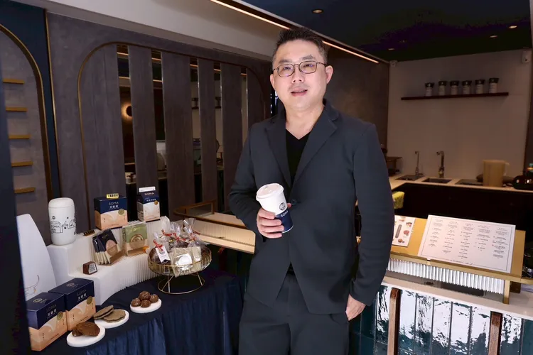 羅念祖指出，餐飲不只滿足裹腹之慾，更是種安全感。莊宗達攝