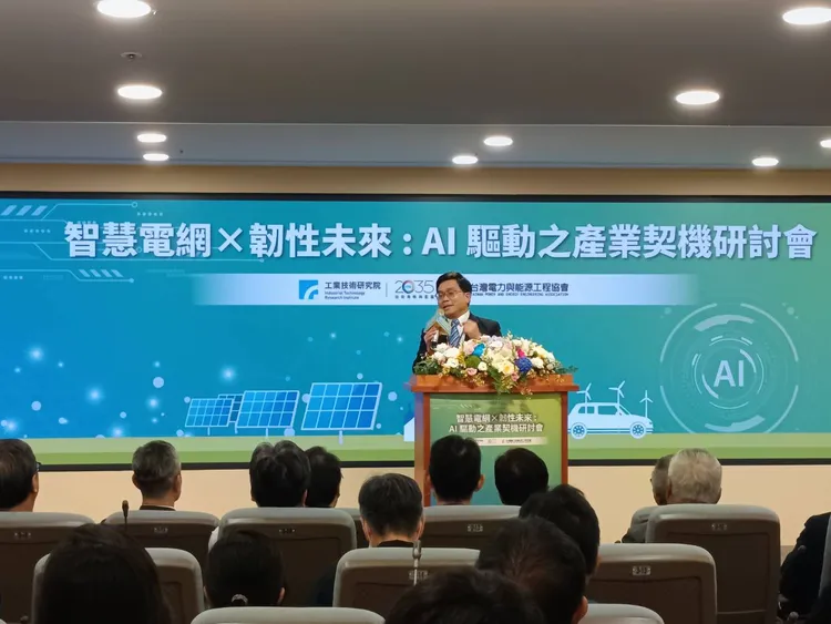 台電副總經理陳銘樹表示，強化電網韌性、推動智慧化一直是台電公司重要的發展目標。許麗珍攝