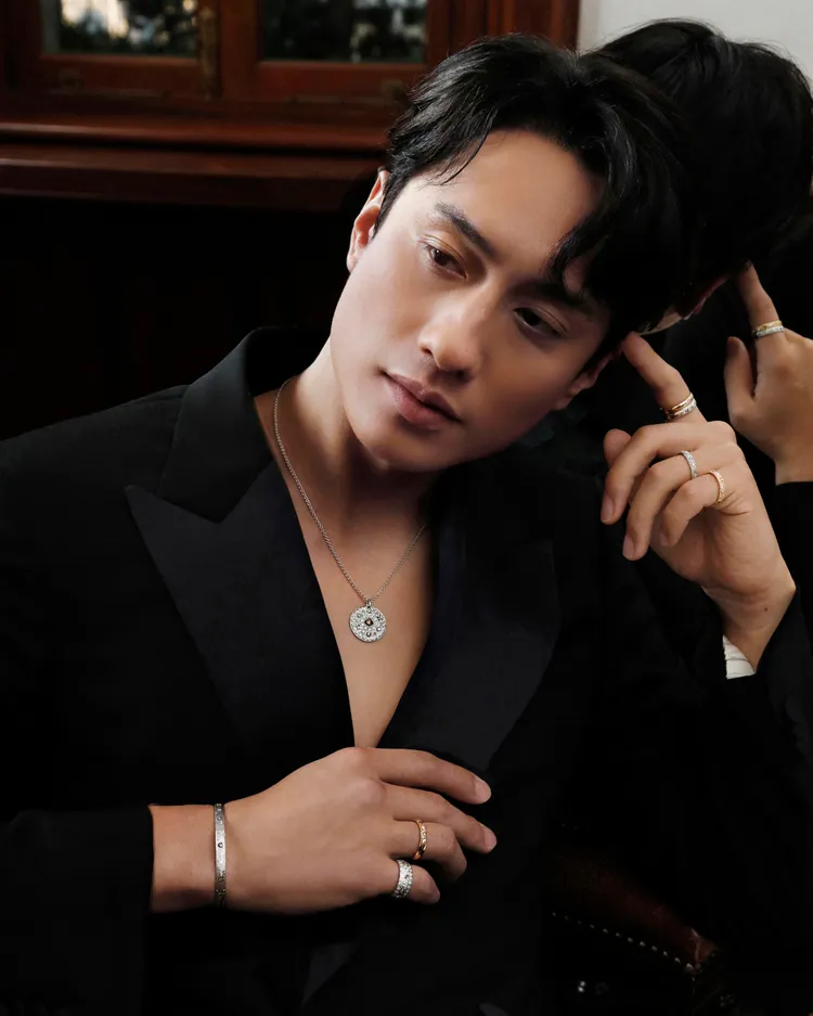 劉俊謙演繹De Beers Talisman系列珠寶。品牌提供