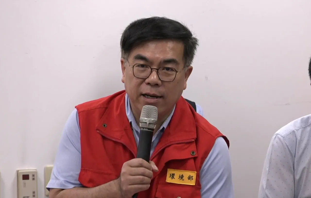 环境部长彭启明昨表示,梧栖这家养猪场未依规定每天上传厨余蒸煮画面,台中市环保局也未依定稽查。应变所提供