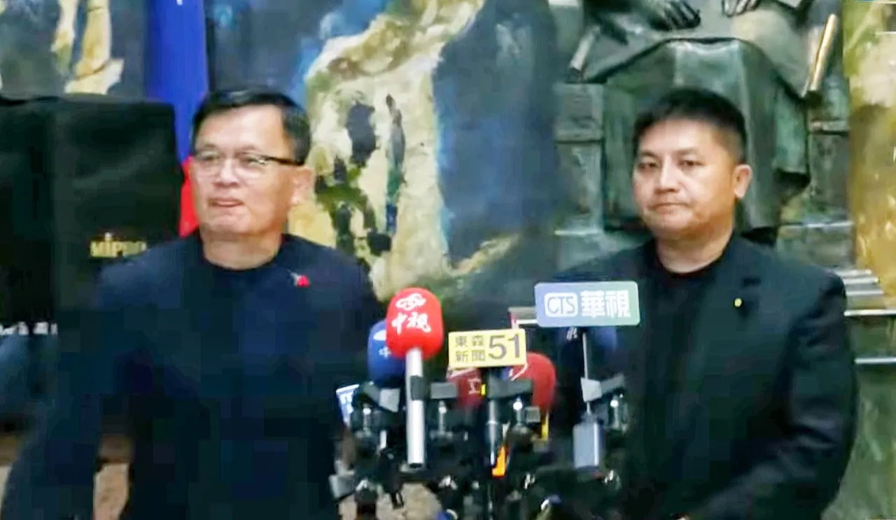 國民黨新團隊交接 李乾龍:新媒體部表現好、盼能續留