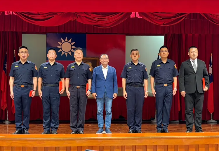 侯友宜表揚「打擊詐欺」、「掃蕩幫派」、「查緝毒品」等警政單位績優人員。警方提供