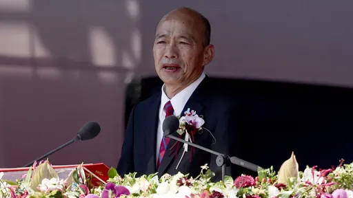 韩国瑜国庆大会错念总统讲稿 庆筹会坦承疏失