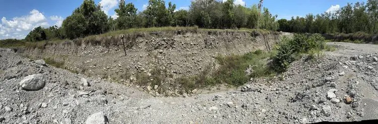 許男盜採土石遭裁罰千萬不繳,被移送強制執行,名下位於屏東高樹鄉的土地,下個月4日將拍賣。屏東分署提供