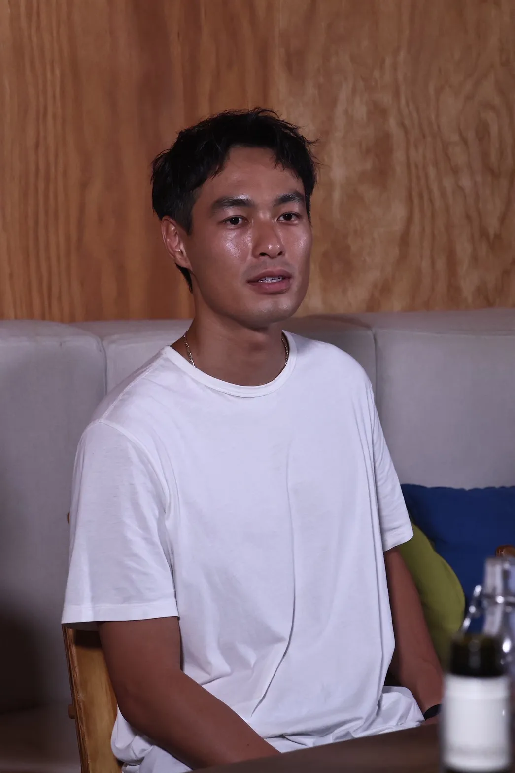 杨祐宁被问及丧父后的心情。特勤中心摄