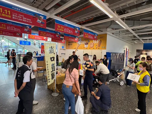 有創意！台中警開命理攤　八卦命盤破解八大詐術　