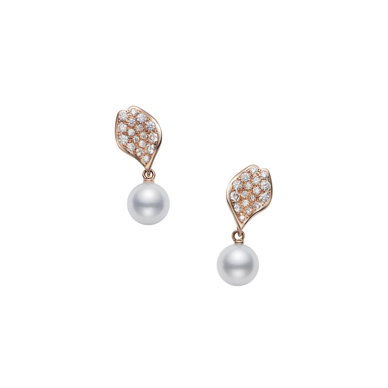 MIKIMOTO Les Pétales Place Vendôme Rosés 耳环。品牌提供