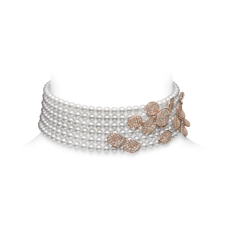 MIKIMOTO Les Pétales Place Vendôme Rosés 項鍊。品牌提供