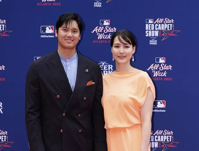 大谷和田中真美子。   美联社