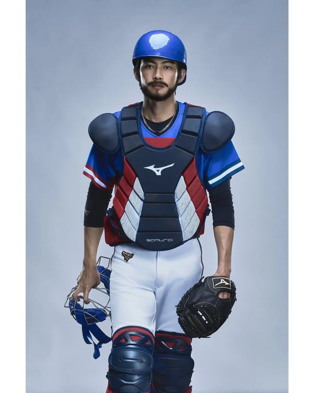 張庭瑚飾演林家正的大鬍子引起熱議。  翻攝teamfantastic2025 IG