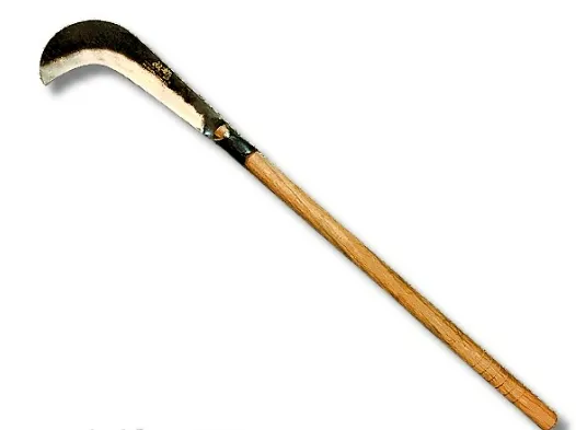 谢男疑似不满老母与友人聊天太大声,出手赶人,老母制止反而被他拿镰刀砍死。示意图、非凶器、警方提供