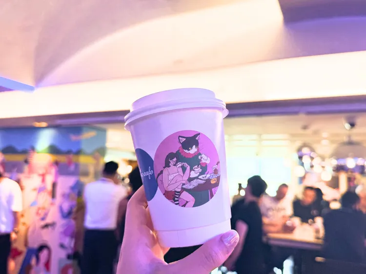 辦「派對日 Happy Hour」活動，以拿鐵、美式等咖啡飲品取代傳統派對中的酒精。業者提供