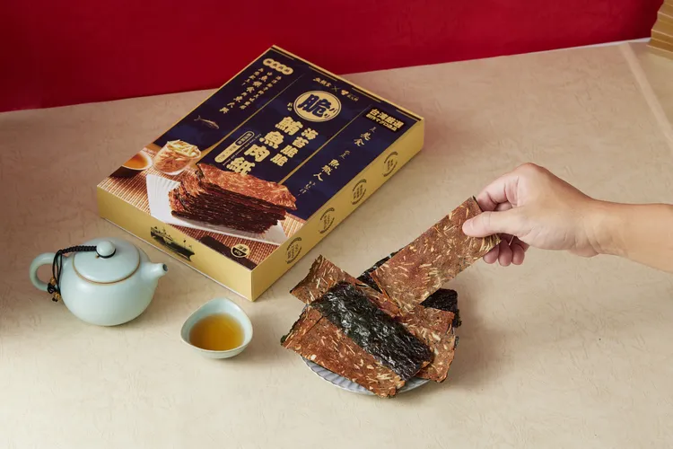 下酒祭結合韓國風味與歐洲聖誕市集的浪漫氛圍，網羅臺、韓兩地人氣下酒菜品牌與物產。翻攝畫面