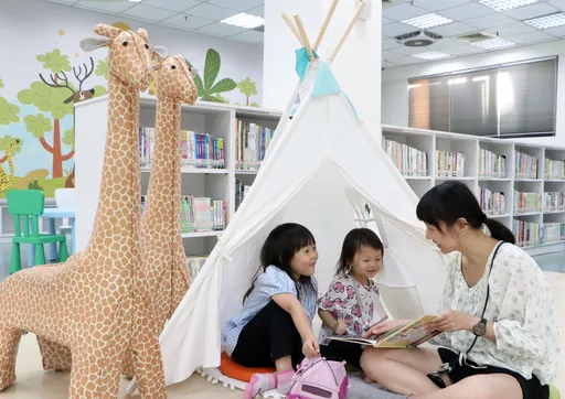 新北中和員山圖書分館新潮重啟　休閒感露營風閱讀角超吸睛