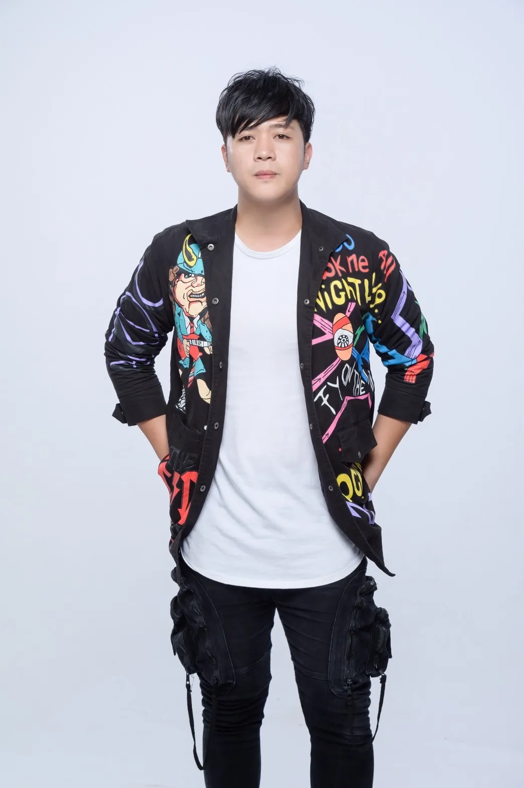 吳亦偉睽違17年再戰歌唱比賽，赴香港參加《中年好聲音》。翻攝網路