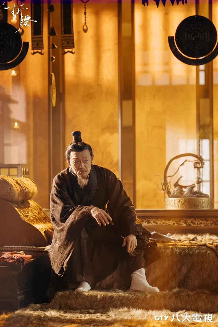 金士傑戲份不多，卻是全劇關鍵角色之一。八大提供