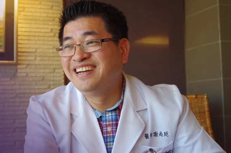 Abc牙醫創辦人謝尚廷遭雄檢起訴多項罪名。翻攝Abc牙醫官網