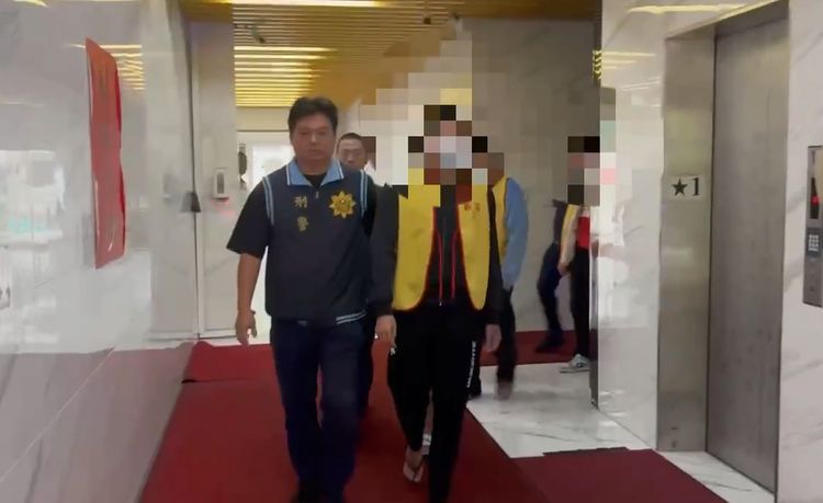 「人力公司」當據點組幫派 2少年要「下船」慘遭亂棒毆打...新莊警掃蕩逮10人