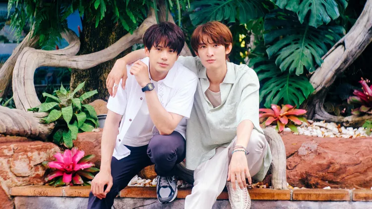 向井康二（右）、森崎温主演《未完的情歌》。仲业文创提供