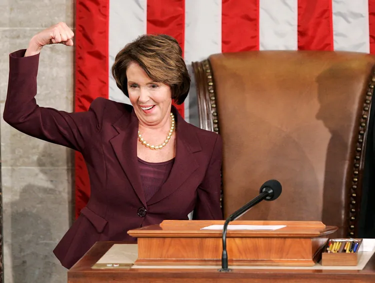 裴洛西2007年成為美國歷史上首位女性眾議院議長。路透