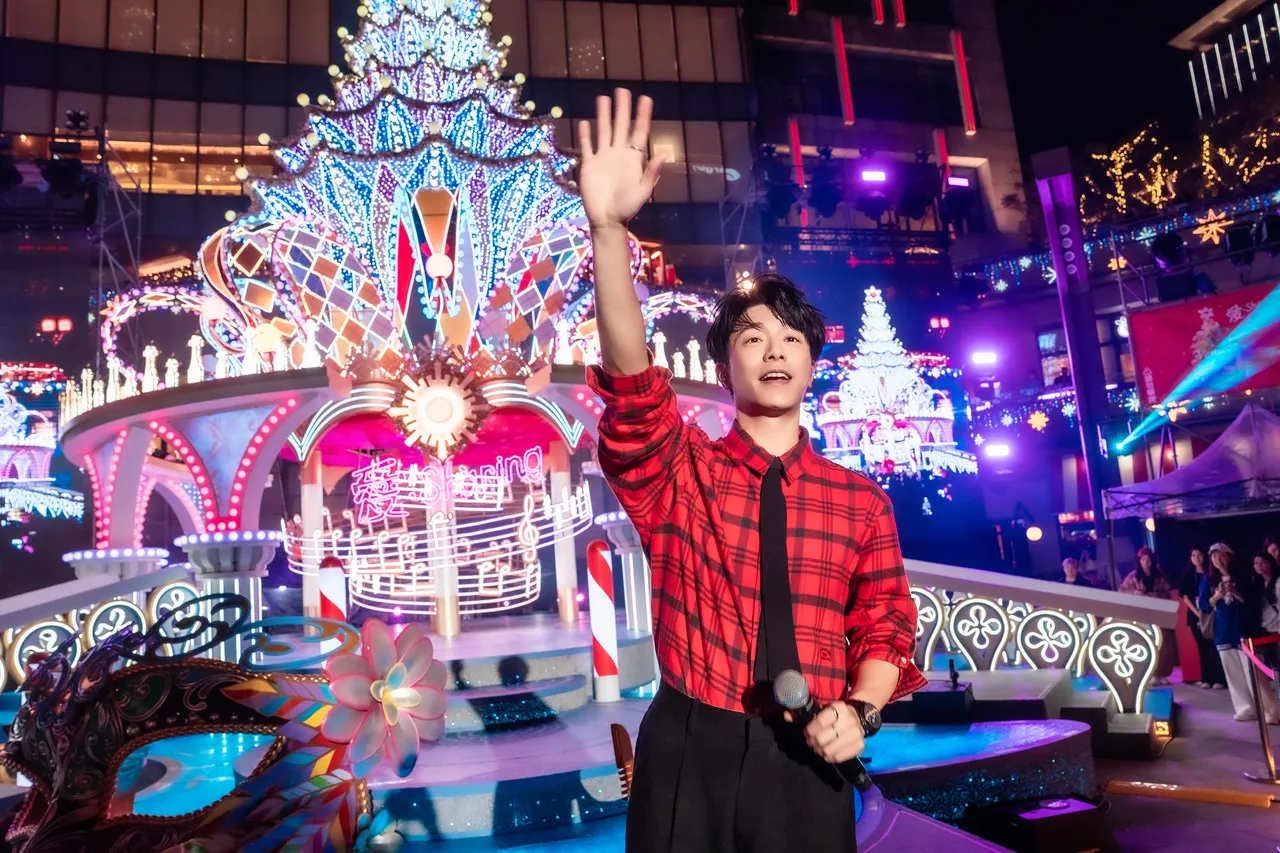 韦礼安提前计划如何欢度圣诞节。宽宽整合提供