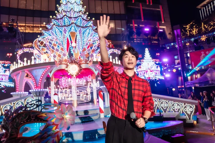 韋禮安提前計劃如何歡度聖誕節。寬寬整合提供