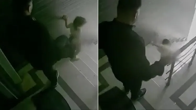 父親將女兒踹下樓的過程被監視器拍下成為鐵證。翻攝自X