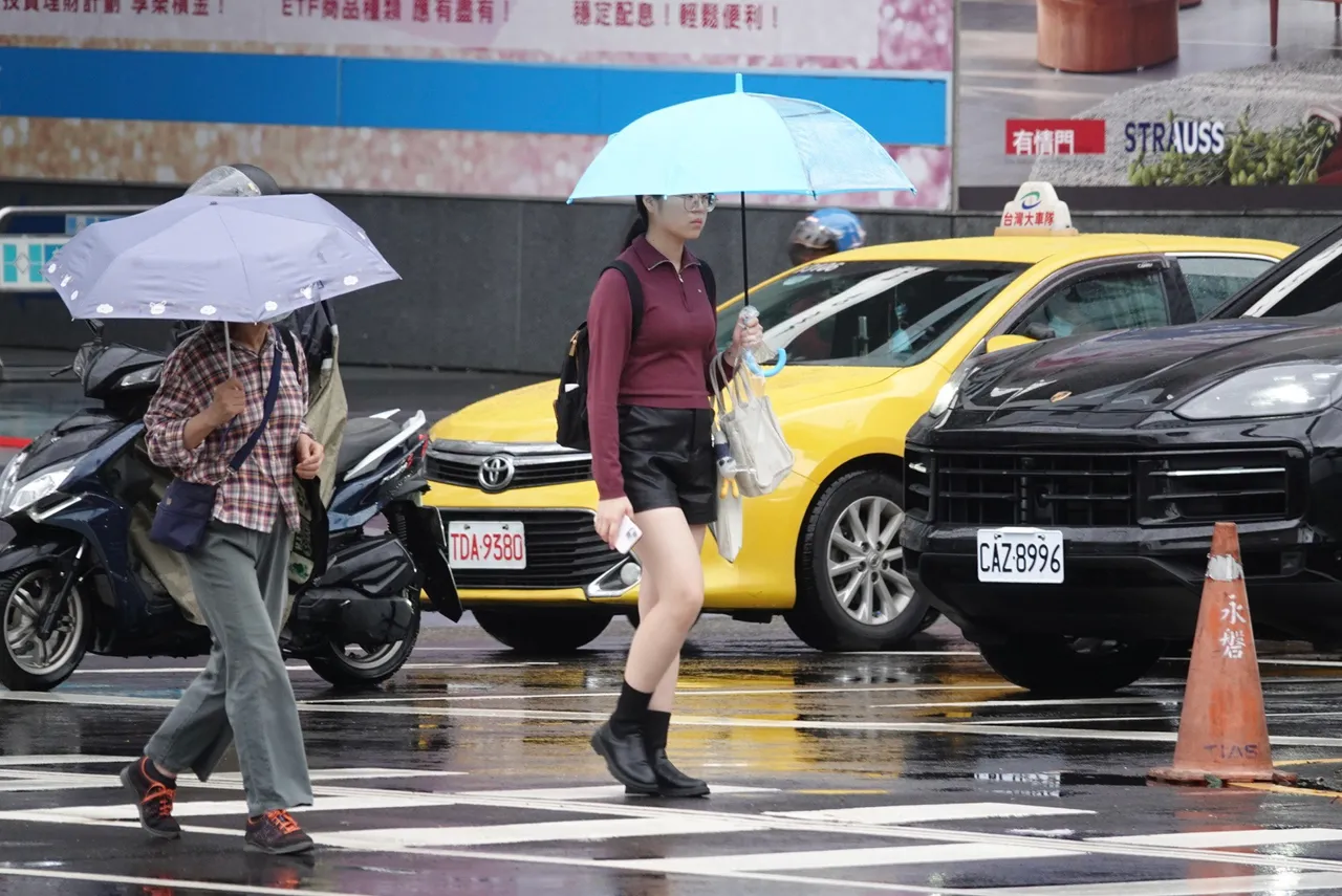 北台濕涼持續！週末終於回暖見陽光　高溫上看31度